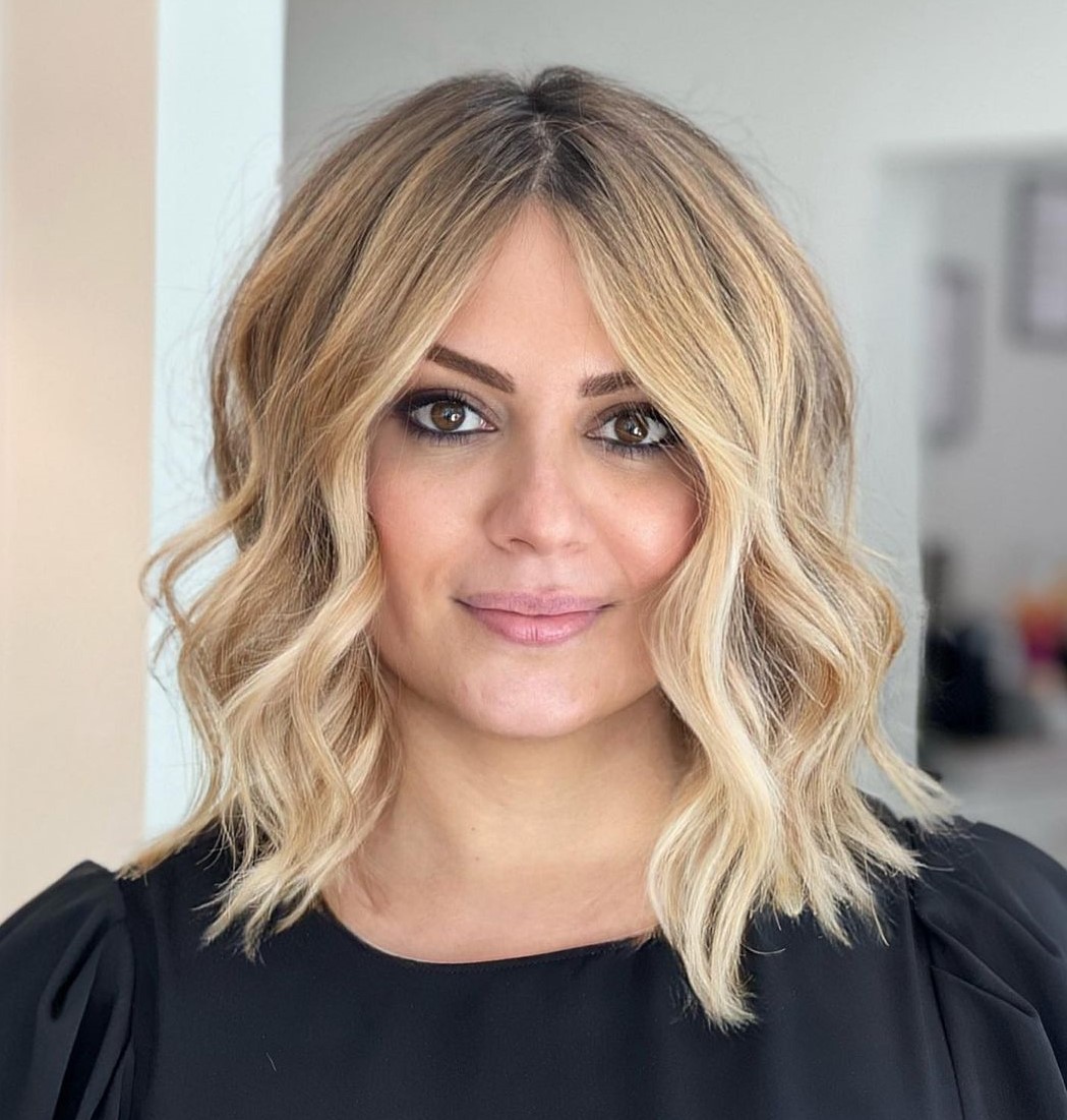 Slimming Lob with Waves for Square Faces