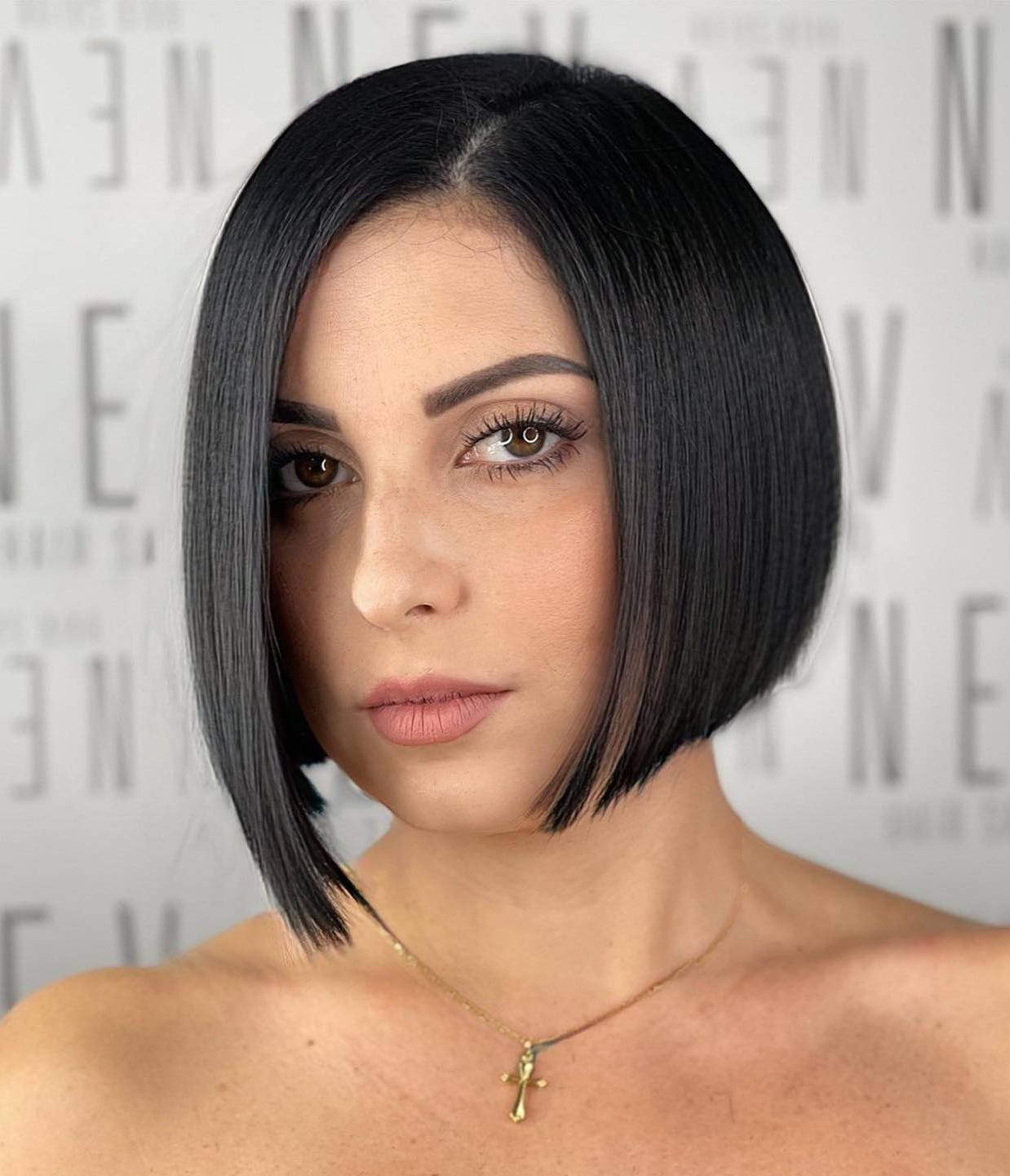 Short Asymmetrical Straight Bob